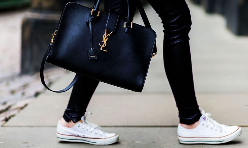 qui-doloremque-repudiandae-praesentium-libero-et-quaerat-veniam